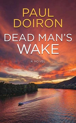 Dead Man's Wake: Mike Bowditch [Large Print] 1638088462 Book Cover