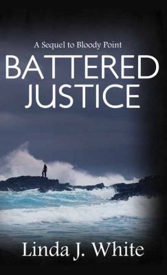 Battered Justice [Large Print] 1683241037 Book Cover