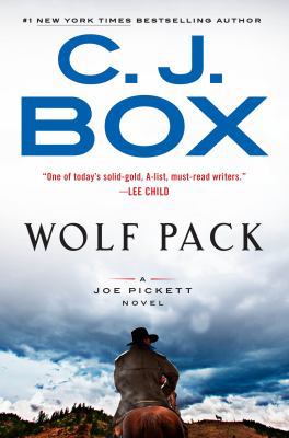 Wolf Pack [Large Print] 1432860267 Book Cover