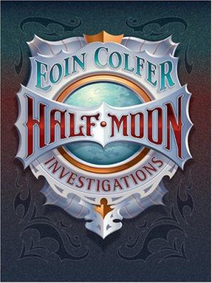Half-moon Investigations [Large Print] 0786293624 Book Cover