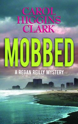 Mobbed [Large Print] 1611730775 Book Cover