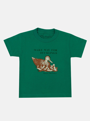 Make Way for Ducklings Kids' T-Shirt - 4 Yr 0593766067 Book Cover