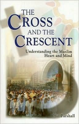 The Cross and the Crescent: Understanding the M... 1884543685 Book Cover
