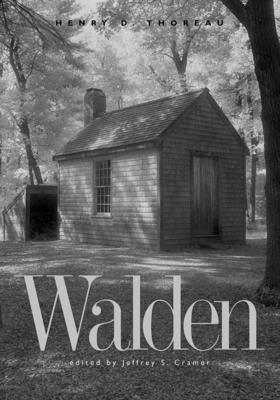 Walden: A Fully Annotated Edition 0300104669 Book Cover