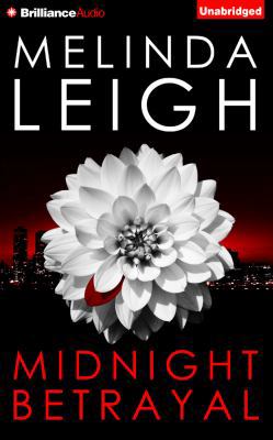 Midnight Betrayal 1491529067 Book Cover