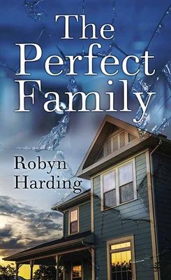 The Perfect Family [Large Print] 163808100X Book Cover