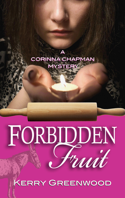 Forbidden Fruit: A Corinna Chapman Mystery [Large Print] 1590587391 Book Cover