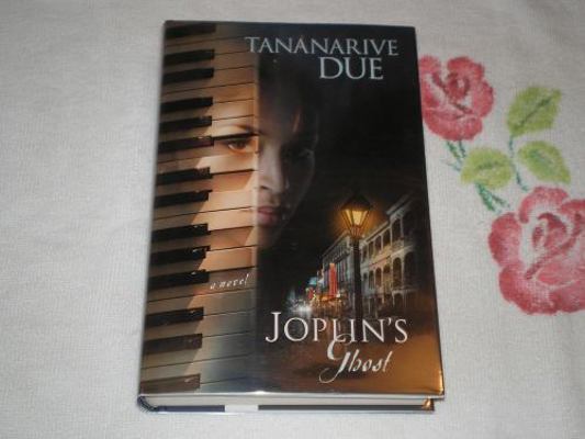 Joplin's Ghost: A Novel 0743449037 Book Cover