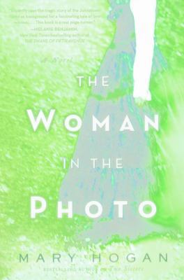 The Woman in the Photo 0606389253 Book Cover