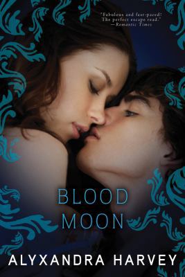 Blood Moon (The Drake Chronicles) 0802728472 Book Cover