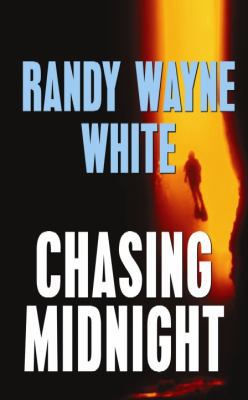 Chasing Midnight [Large Print] 1611733413 Book Cover