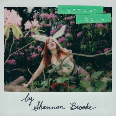 Hardcover Instant Idoll Book