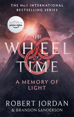 A Memory Of Light: Book 14 of the Wheel of Time... 0356517136 Book Cover
