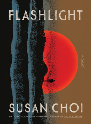 Flashlight [Large Print] 1420528076 Book Cover