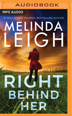 Right Behind Her 1713525011 Book Cover