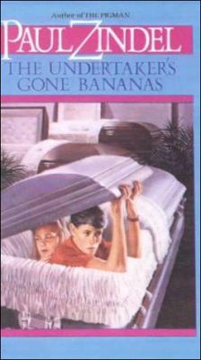 The Undertaker's Gone Bananas 0808555375 Book Cover