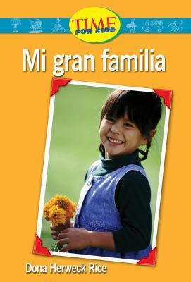 Mi Gran Familia [Spanish] 0743992059 Book Cover