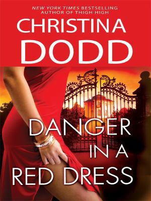 Danger in a Red Dress [Large Print] 1410413810 Book Cover