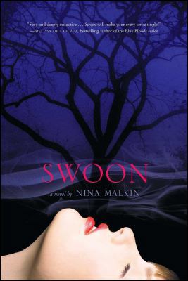 Swoon (Reprint) 1416998012 Book Cover