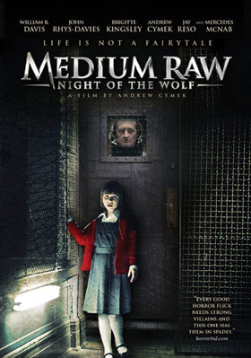 Medium Raw: Night of the Wolf B0051MKMLY Book Cover