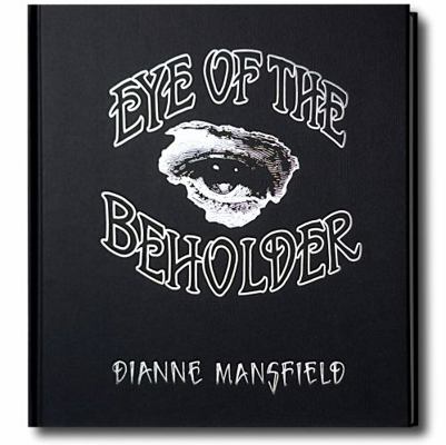 Hardcover Eye of the Beholder Book