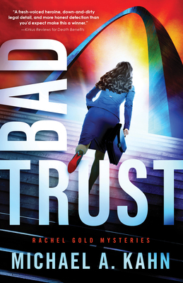 Bad Trust [Large Print] 1464212570 Book Cover
