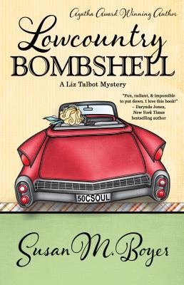 Lowcountry Bombshell 1940976944 Book Cover