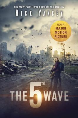 The 5th Wave 014751908X Book Cover