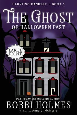 The Ghost of Halloween Past [Large Print] 1949977234 Book Cover