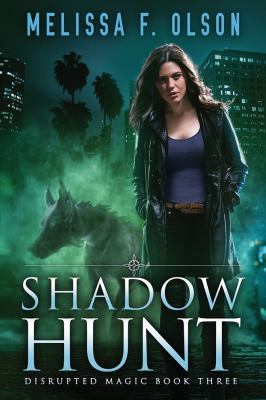 Shadow Hunt 1503949109 Book Cover