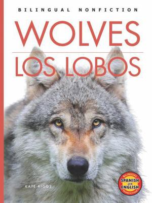 Wolves / Los Lobos [Multiple languages] 1601150350 Book Cover
