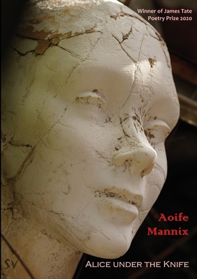 Alice under the Knife 1912963264 Book Cover