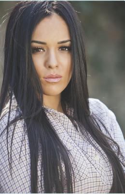 Brides of Diablo: Running from Love - Myra 1539328295 Book Cover