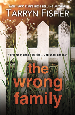 The Wrong Family [Large Print] 1432884840 Book Cover