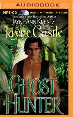 Ghost Hunter 1501232983 Book Cover