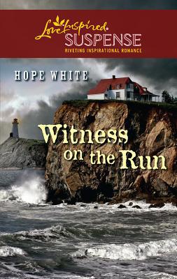 Witness on the Run (Love Inspired Suspense #246) B0073P8HOQ Book Cover