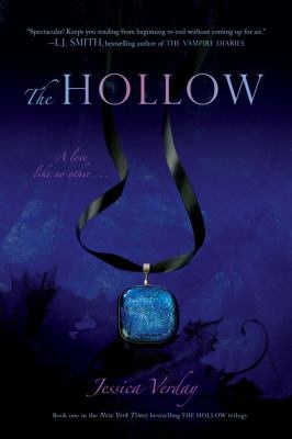 The Hollow 1416978941 Book Cover