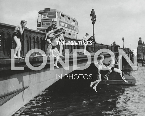 The Times London in Photos 0008711321 Book Cover