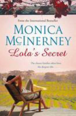 Lola's Secret 0230761577 Book Cover