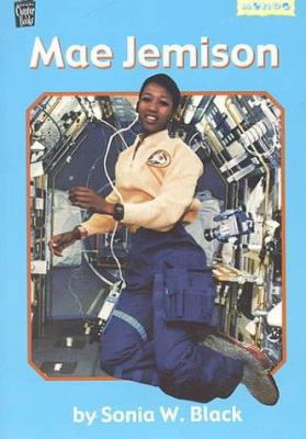Mae Jemison (Mondo Chapter Books) 1572558016 Book Cover