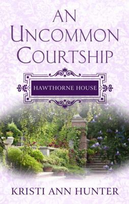 An Uncommon Courtship [Large Print] 1410497151 Book Cover