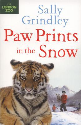 Paw Prints in the Snow 1408819457 Book Cover