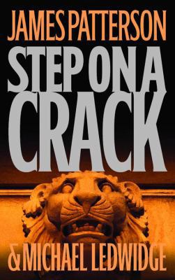 Step on a Crack 0316013943 Book Cover
