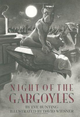 Night of the Gargoyles 0395665531 Book Cover