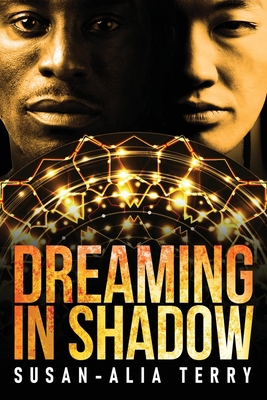 Dreaming In Shadow [Large Print] 4824168945 Book Cover