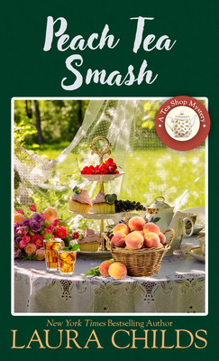 Peach Tea Smash [Large Print] 1420515845 Book Cover