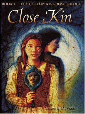 The Literacy Bridge - Large Print - Close Kin [Large Print] 0786267631 Book Cover