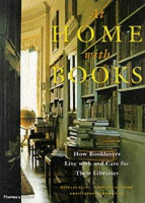 AT HOME WITH BOOKS 0500016844 Book Cover