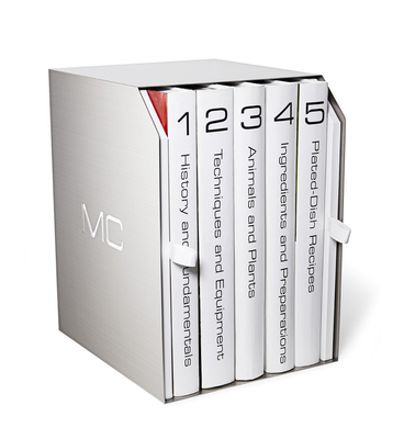 Modernist Cuisine: The Art & Science of Cooking 1734386142 Book Cover