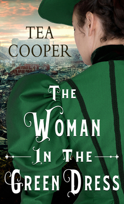The Woman in the Green Dress [Large Print] 1432898507 Book Cover